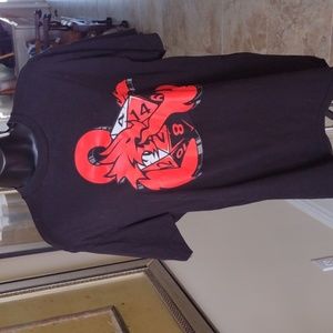 Dungeons and dragons dice t-shirt size large see measurements